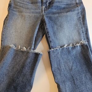 Madewell Mediom Wash 5-pocket Mid-Rise "Kick Out" Jeans, Frayed Hem, Size 24